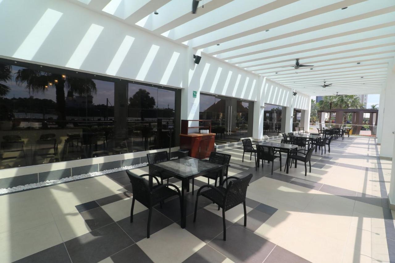Holiday Inn Tuxpan - Convention Center By Ihg Buitenkant foto