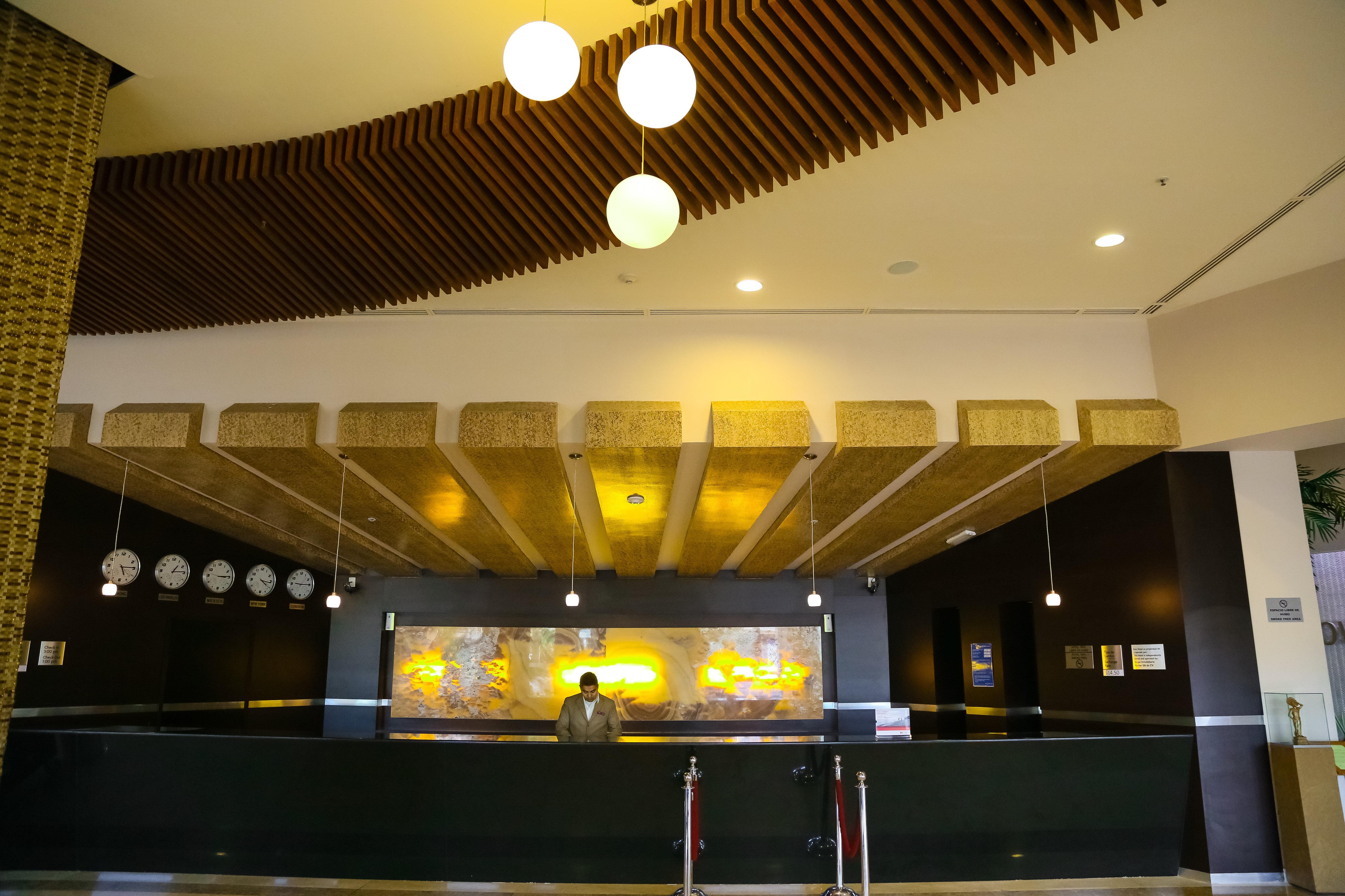 Holiday Inn Tuxpan - Convention Center By Ihg Buitenkant foto